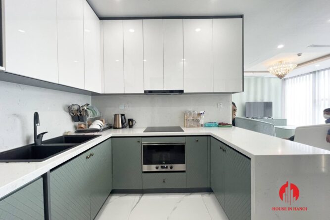 elegant duplex for rent in sunshine city 20