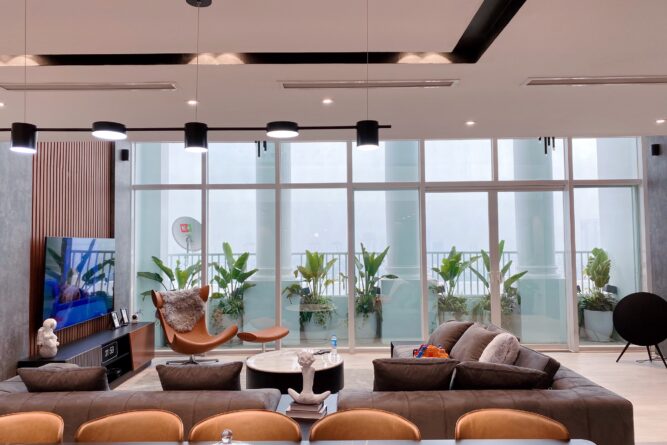 c85eeb987aaabaf4e3bb8