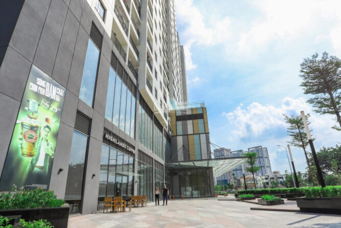 ban shophouse mat bang kinh doanh kosmo tay ho 2