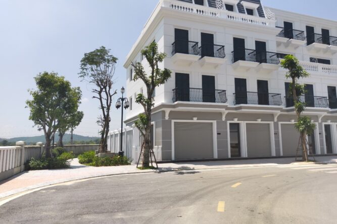 ban shophouse pg 25 vincom thai hoa 4