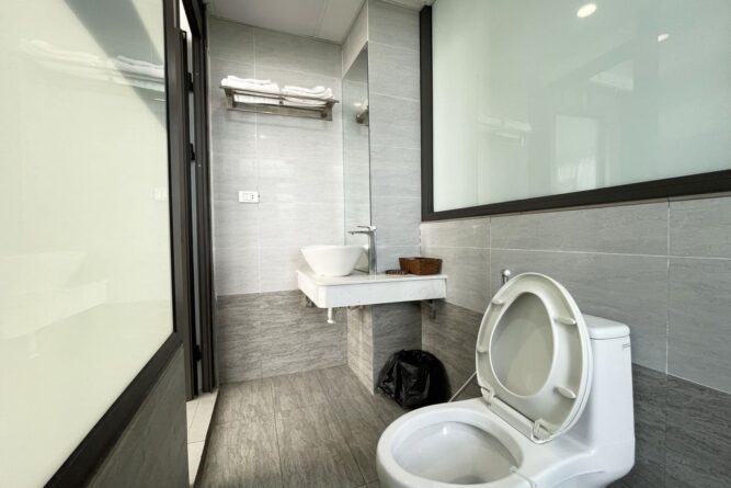 Cho thuê căn hộ 1N1VS tầng 7 tại Đặng Thai Mai