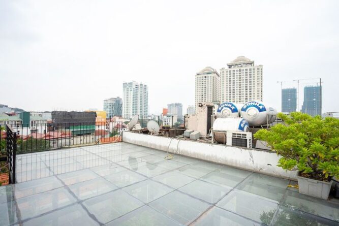 Cho thuê căn hộ 4 ngủ tại Âu Cơ sang trọng và rộng rãi (33)