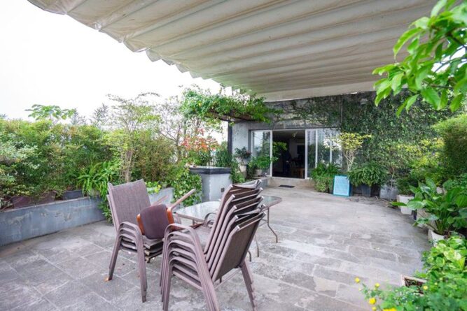 Cho thuê căn hộ 4 ngủ tại Âu Cơ sang trọng và rộng rãi (35)