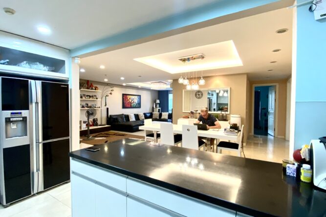 Bán căn hộ chung cư Ciputra rộng 183m2 giá 8.7 tỷ