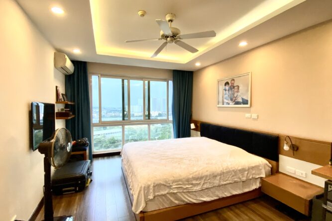 Bán căn hộ chung cư Ciputra rộng 183m2 giá 8.7 tỷ