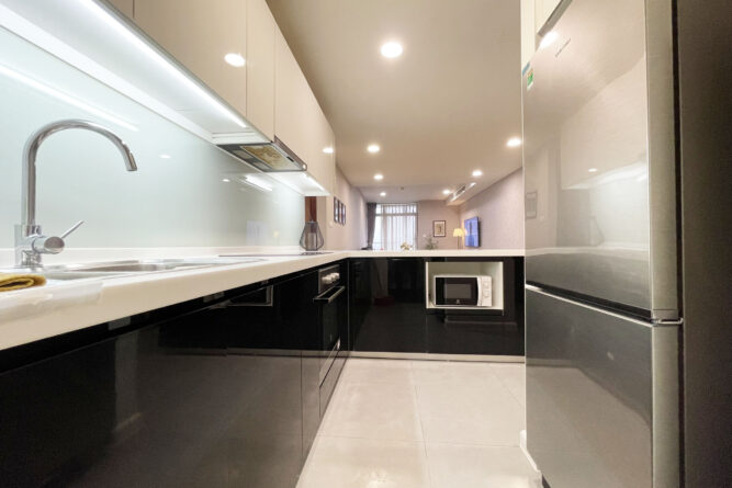 Cho thuê căn hộ 2 ngủ chung cư Watermark 395 Lạc Long Quân (39)