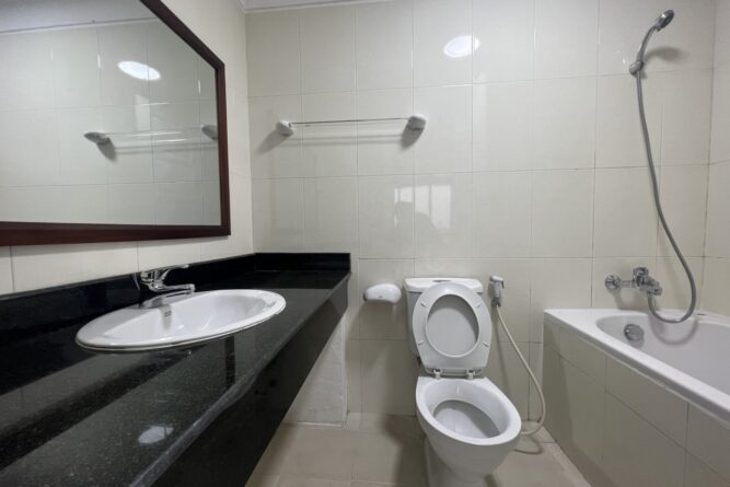 bán căn hộ 3 ngủ toà E1 Ciputra đủ đồ (12)