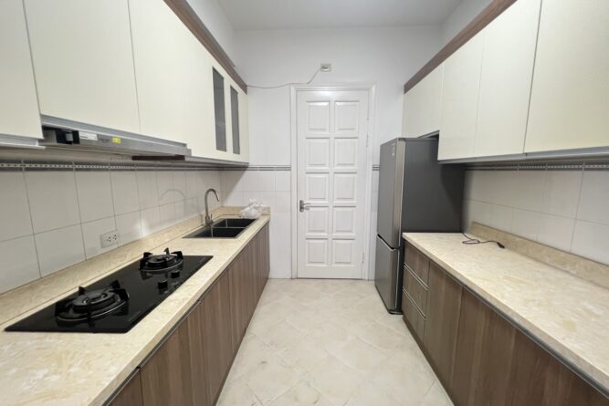 bán căn hộ 3 ngủ toà E1 Ciputra đủ đồ (13)