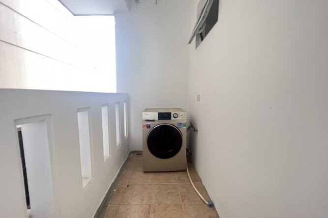 bán căn hộ 3 ngủ toà E1 Ciputra đủ đồ (7)