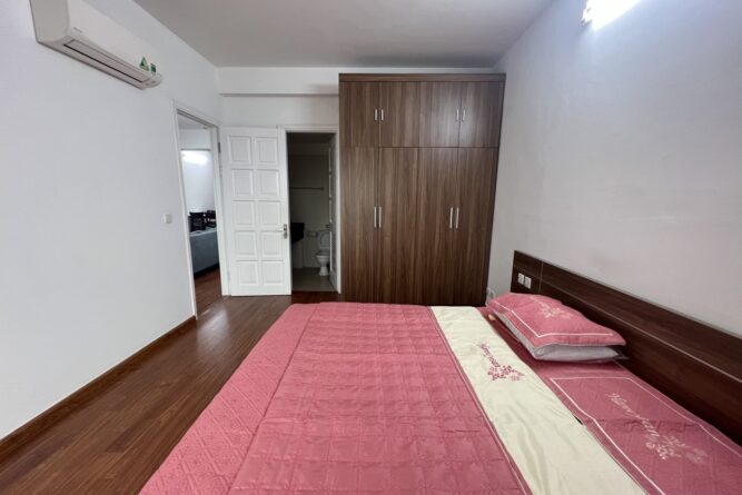 bán căn hộ 3 ngủ toà E1 Ciputra đủ đồ (9)