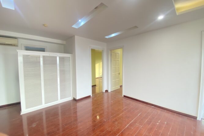 bán căn hộ Ciputra E1 153 m2 view thoáng (3)