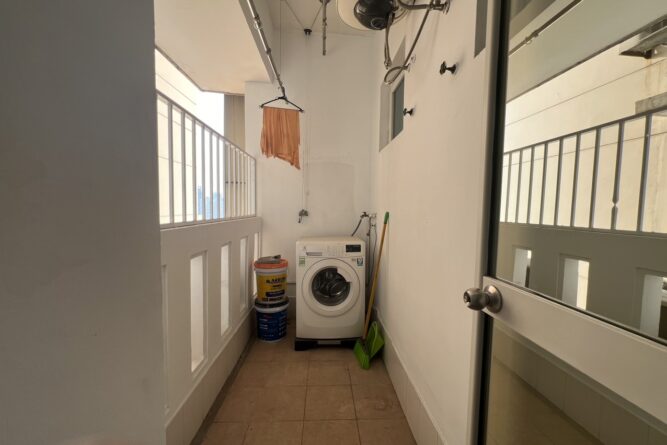 bán căn hộ E5 Ciputra ngập tràn ánh nắng (2)