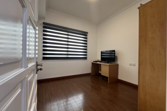 bán căn hộ E5 Ciputra ngập tràn ánh nắng (7)