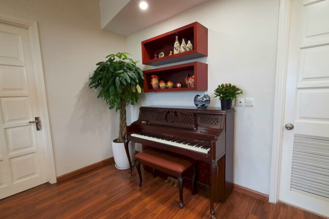 bán căn hộ e1 ciputra cải tạo đẹp (3)