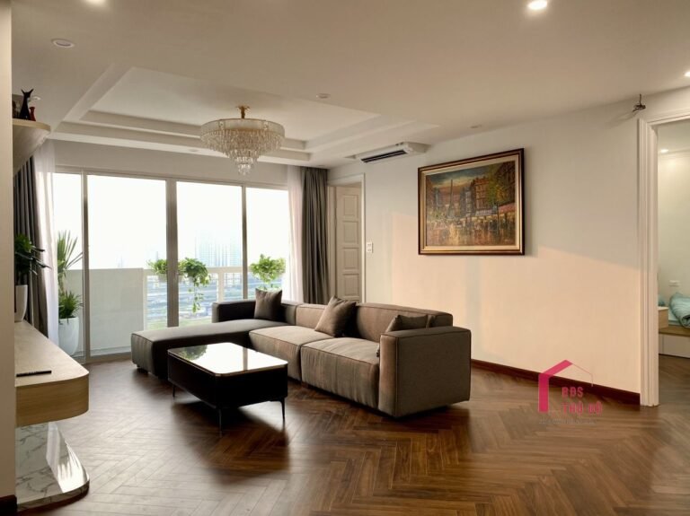 Bán căn hoa hậu 153m2 E1 Ciputra đã sửa đẹp hiện đại
