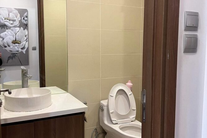 z5311005563470 acd2a1e986b579adae58b8cf23ece355