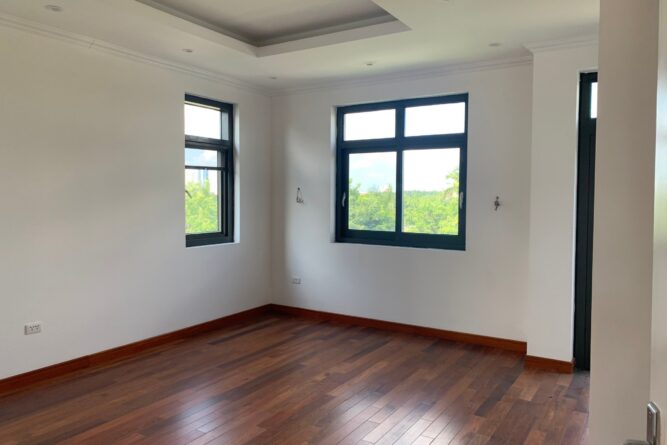 z5317533317193 9258455a250c64458366a30fce935970