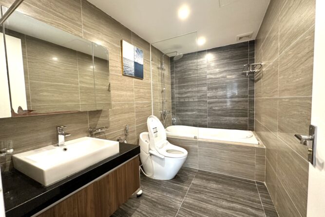 bán 2 phòng ngủ le roi soleil quảng an (6)