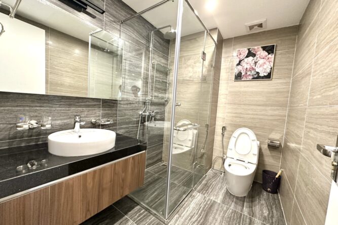 bán 2 phòng ngủ le roi soleil quảng an (7)