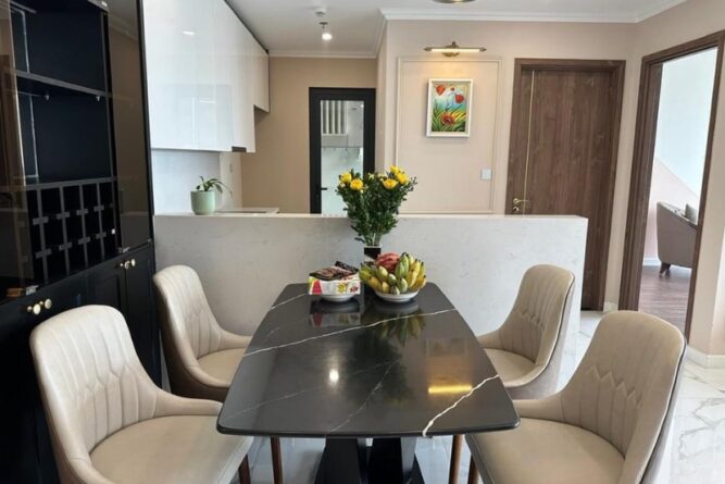 bán căn hộ 2 phòng ngủ view sân golf sunshine city (1)