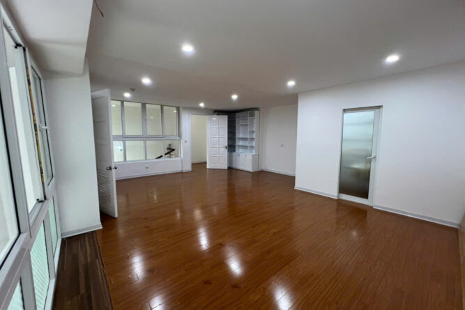 bán penthouse E1 Ciputra đã sửa (16)