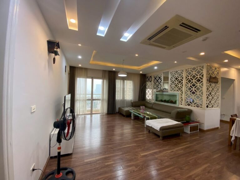 Bán CH 150m2 tại tòa G3 Ciputra view Hồ Tây ngắm pháo hoa