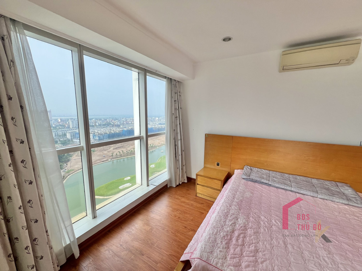 bán căn hộ view sân golf ciputra 154m2 góc (12) bán căn hộ view sân golf ciputra 154m2 góc (12)