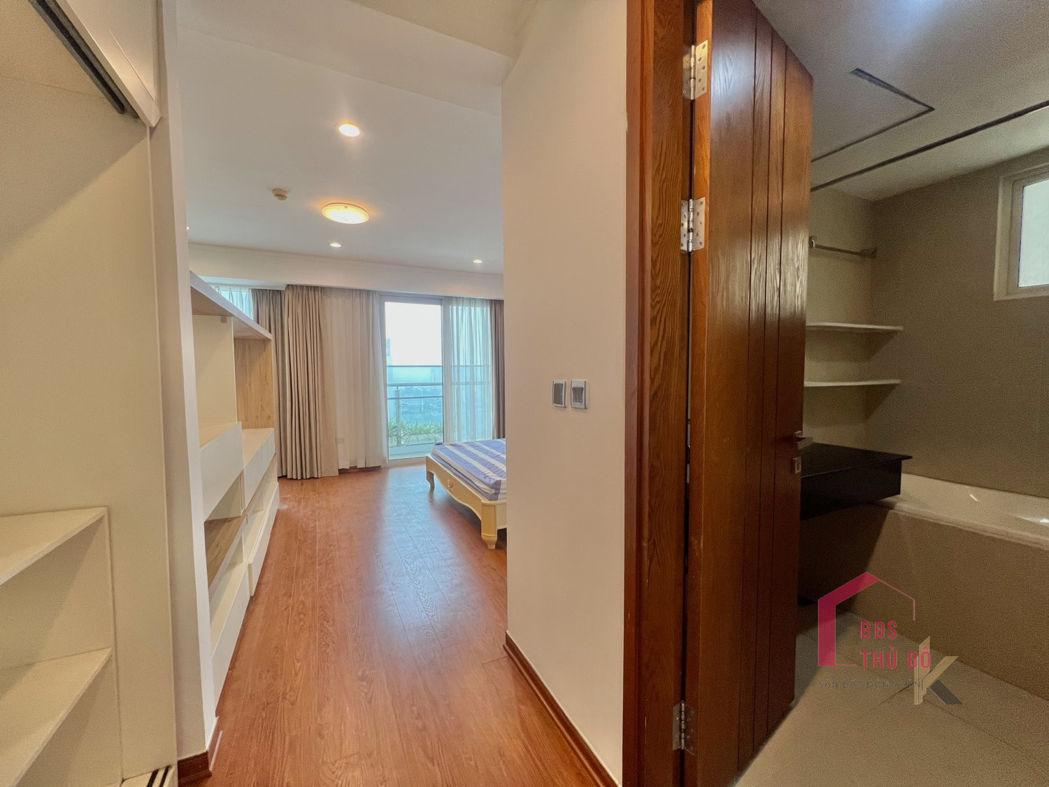 bán căn hộ view sân golf ciputra 154m2 góc (4) bán căn hộ view sân golf ciputra 154m2 góc (4)