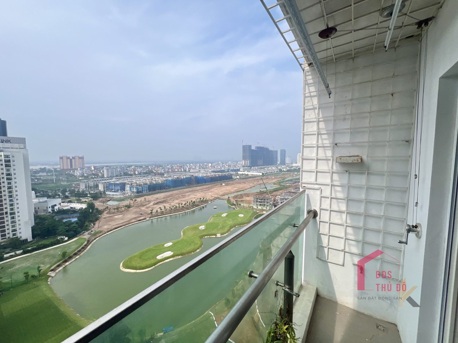 bán căn hộ view sân golf ciputra 154m2 góc (7) bán căn hộ view sân golf ciputra 154m2 góc (7)