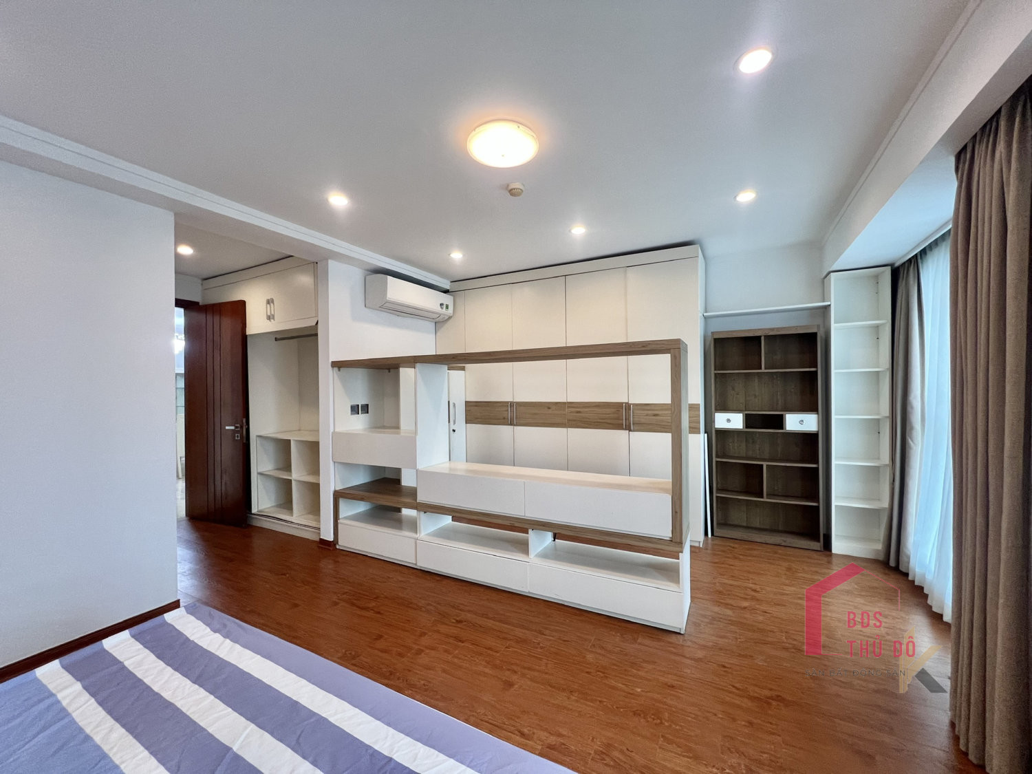 bán căn hộ view sân golf ciputra 154m2 góc (8) bán căn hộ view sân golf ciputra 154m2 góc (8)