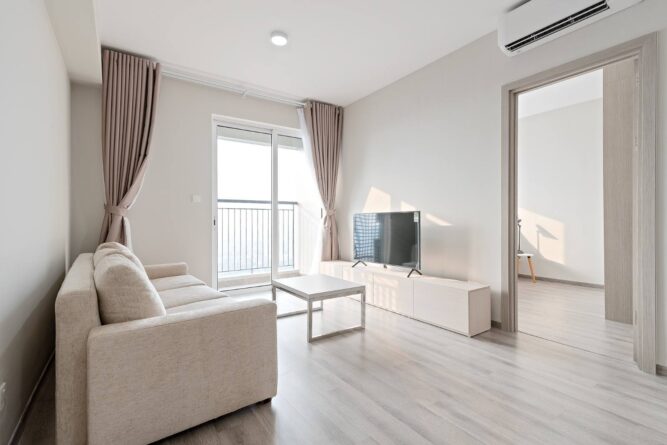 season avenue for sale 280k usd (2)