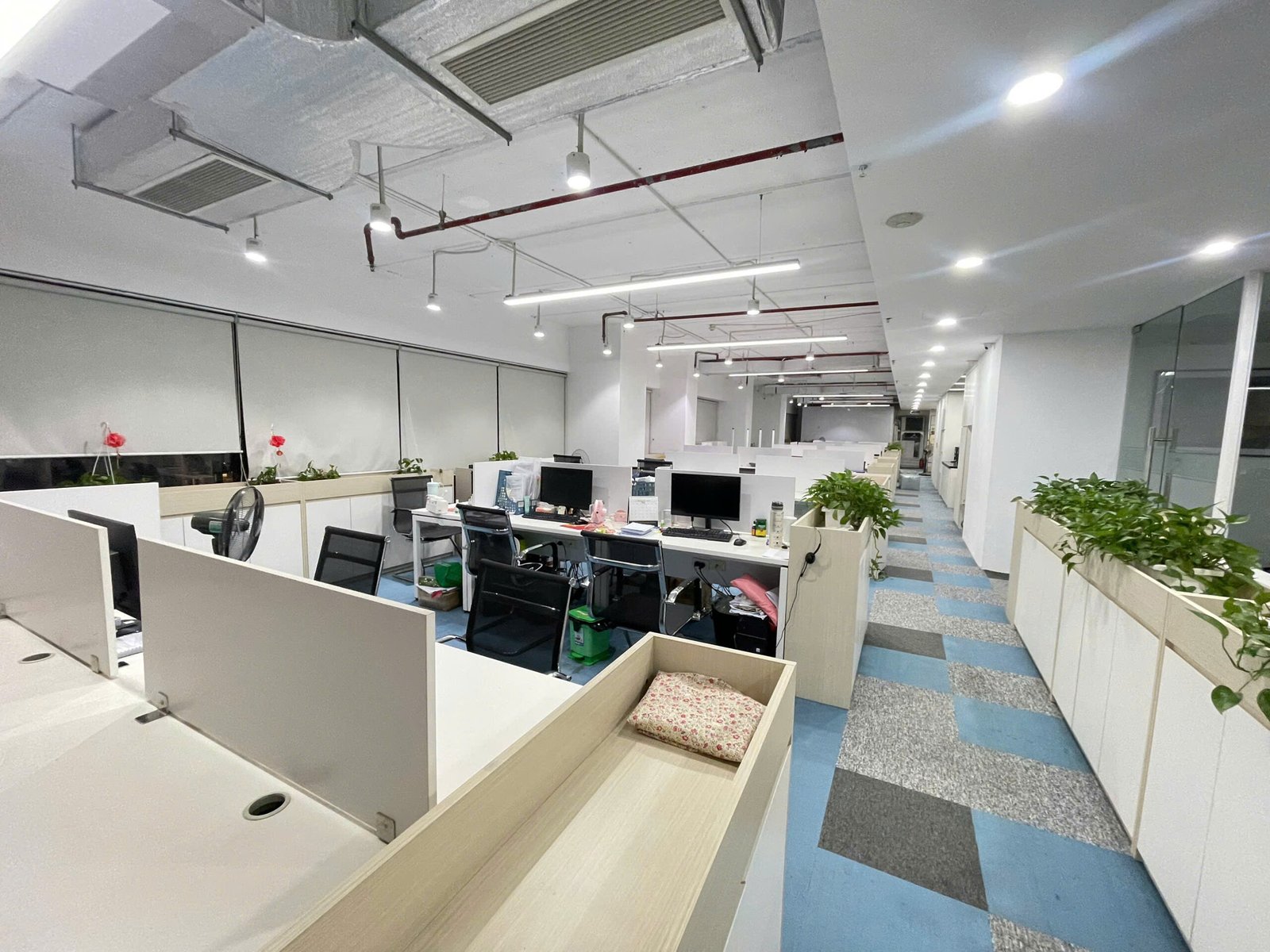 Bán Sàn Văn Phòng 700m² Tại 29T1 Hoàng Đạo Thúy (1) Bán Sàn Văn Phòng 700m² Tại 29T1 Hoàng Đạo Thúy (1)